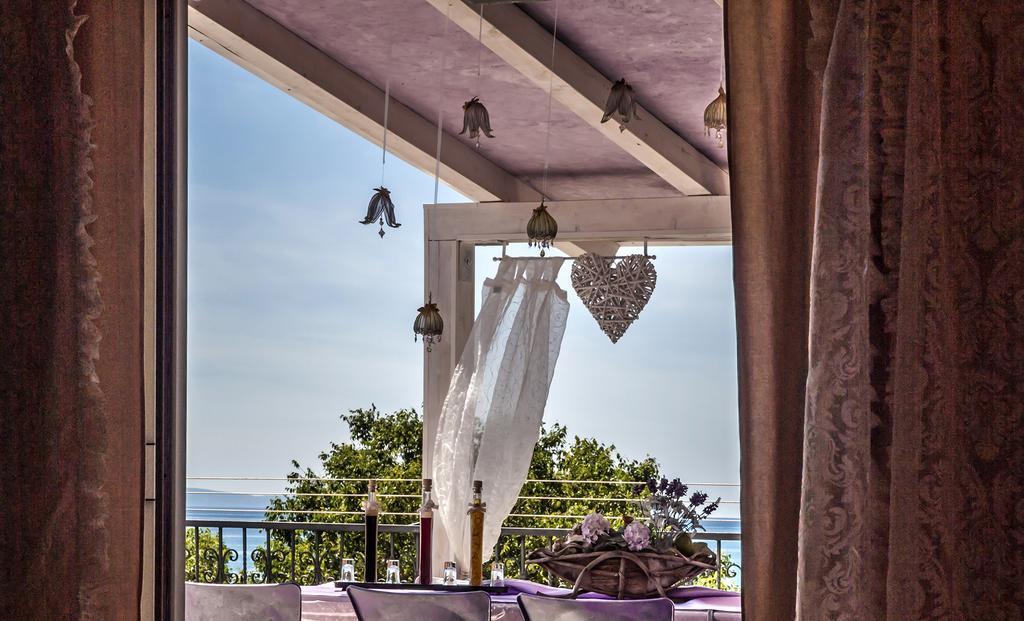 Villa Ria Dugi Rat Buitenkant foto